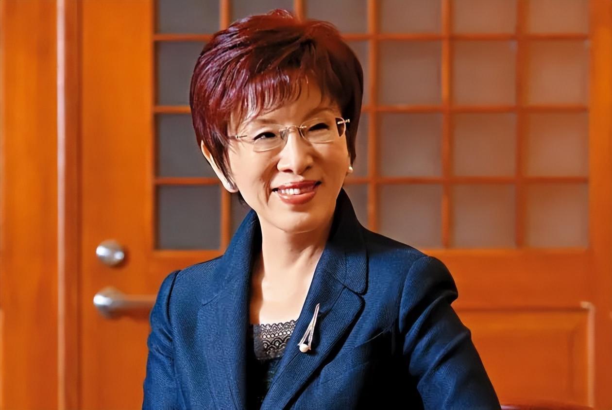 抓捕洪秀柱？民进党表态后，没想到，洪秀柱在大陆还有“大动作”